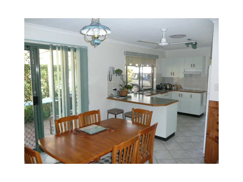 4 Maheno Ct, Tin Can Bay QLD 4580