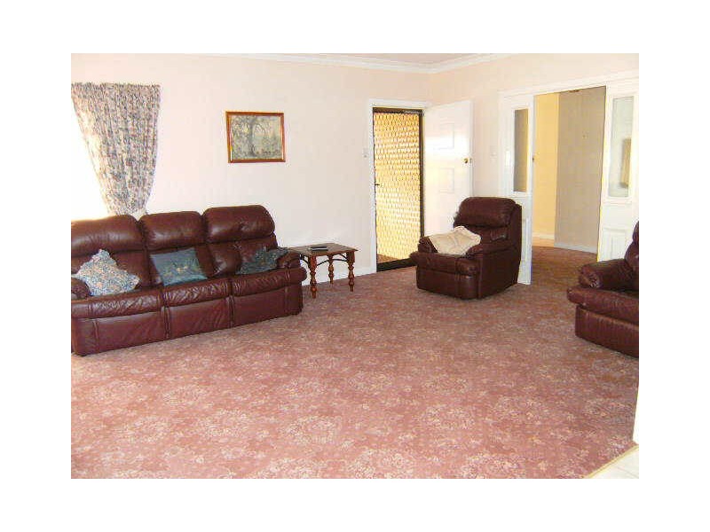 23 AQUITANIA COURT, Cooloola Cove QLD 4580