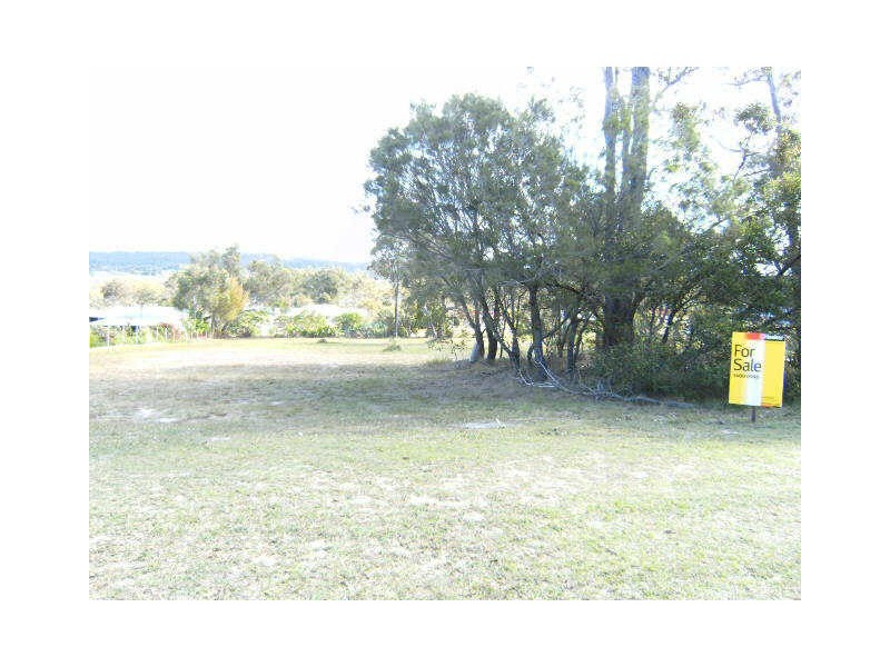 82 Bayside Road, Cooloola Cove QLD 4580