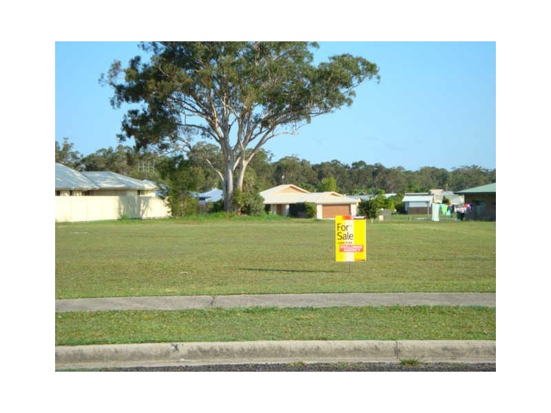 46 Canberra Ave, Cooloola Cove QLD 4580