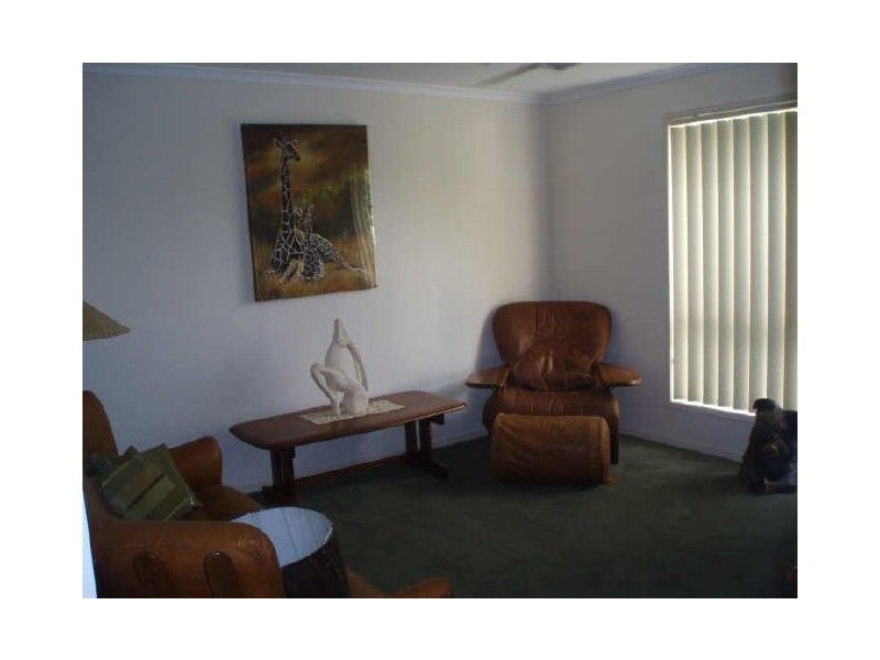 40 Investigator Av, Cooloola Cove QLD 4580