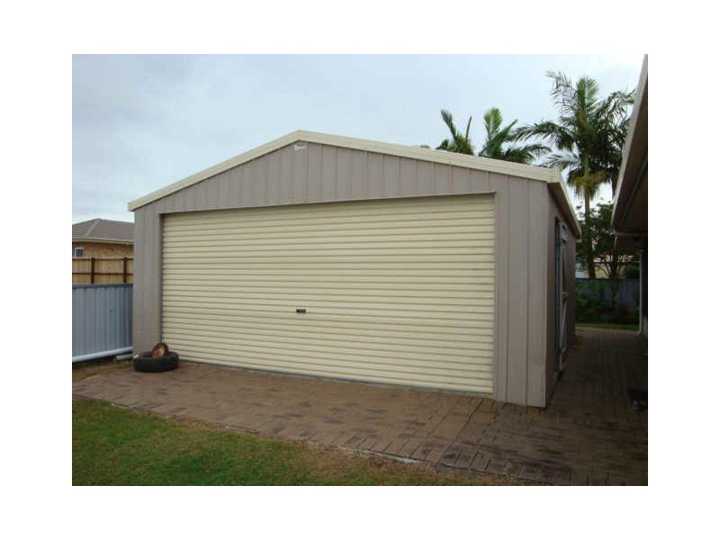 1 Aramac Court, Tin Can Bay QLD 4580