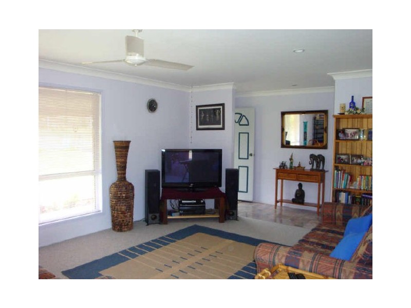 9 Oberon Court, Cooloola Cove QLD 4580