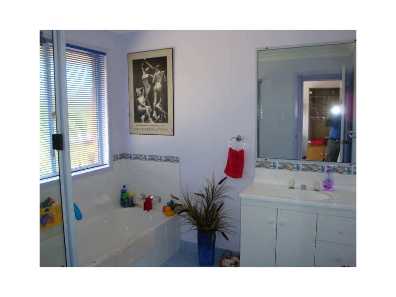 9 Oberon Court, Cooloola Cove QLD 4580