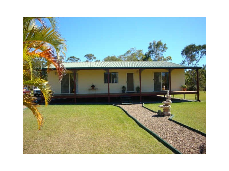 50 Discovery Dv, Cooloola Cove QLD 4580