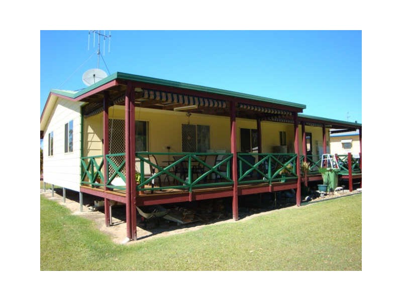 50 Discovery Dv, Cooloola Cove QLD 4580