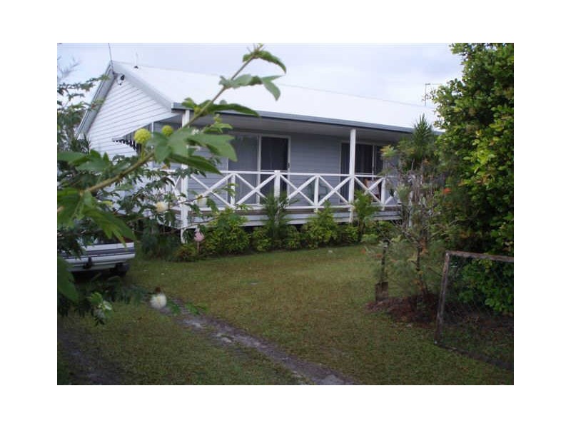 107 Golden Hind Avenue, Cooloola Cove QLD 4580
