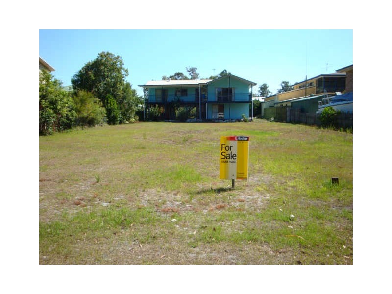 56 Toolara Rd, Tin Can Bay QLD 4580