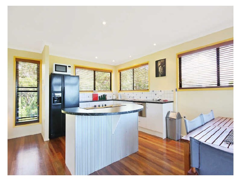 20 Belle Court, Rainbow Beach QLD 4581