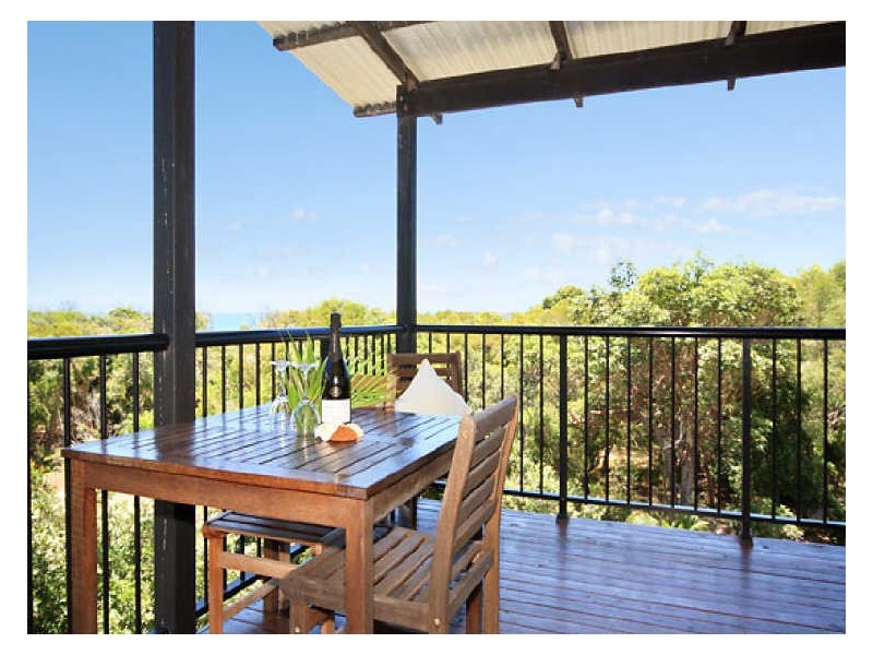 20 Belle Court, Rainbow Beach QLD 4581