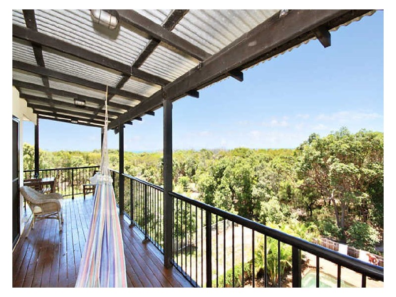 20 Belle Court, Rainbow Beach QLD 4581