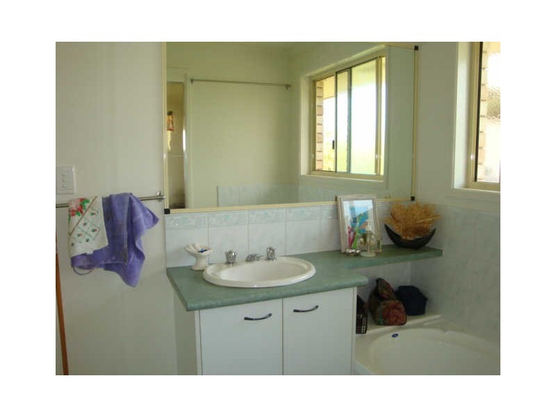 13 Cutty Sark Ct, Cooloola Cove QLD 4580