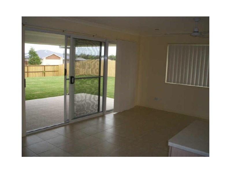36 Dianella Circuit, Cooloola Cove QLD 4580