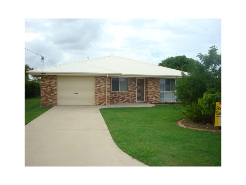 19 Marco Polo Dv, Cooloola Cove QLD 4580