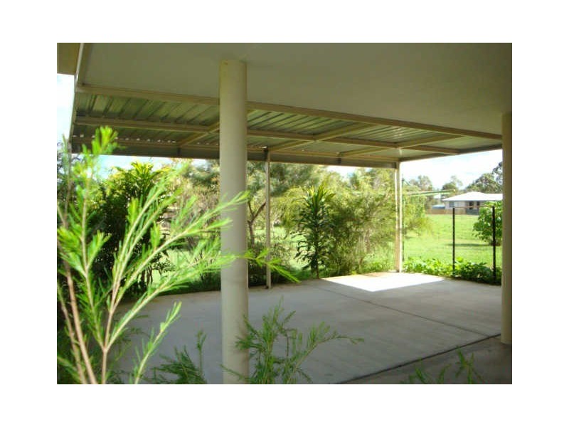 19 Marco Polo Dv, Cooloola Cove QLD 4580
