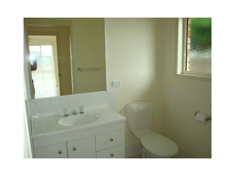 19 Marco Polo Dv, Cooloola Cove QLD 4580