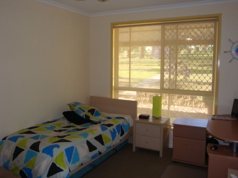 15 Mayflower Ct, Cooloola Cove QLD 4580