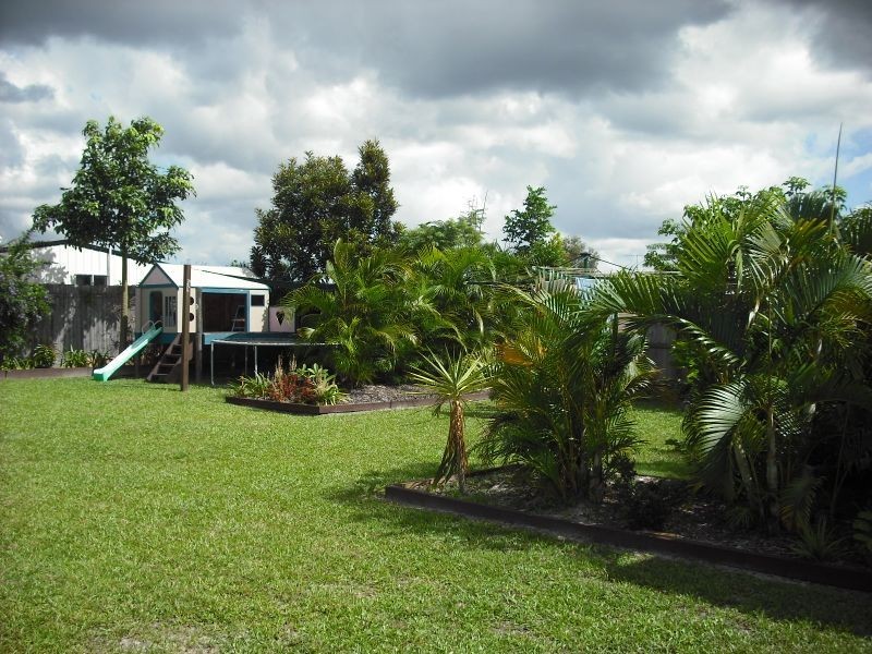 24 Kanimbla Ave, Cooloola Cove QLD 4580
