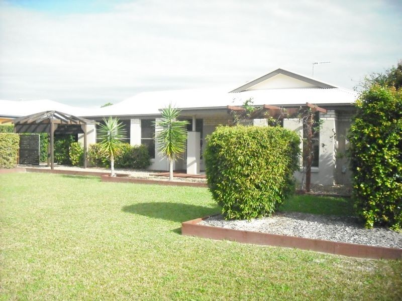 24 Kanimbla Ave, Cooloola Cove QLD 4580
