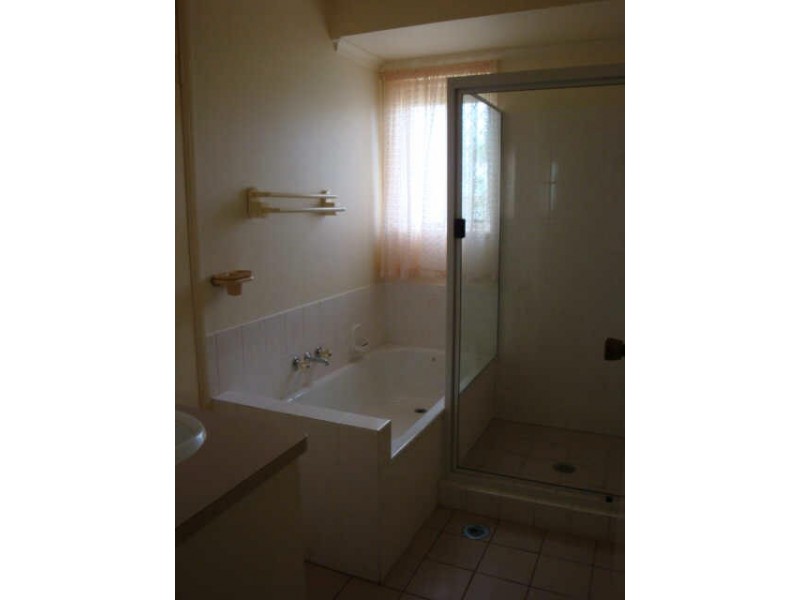 24 Marco Polo Drive, Cooloola Cove QLD 4580