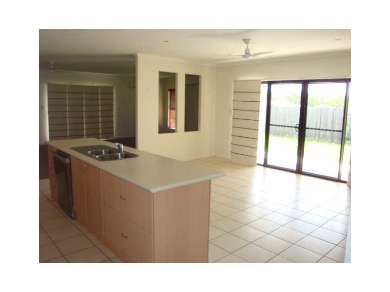 31 Dianella Circuit, Cooloola Cove QLD 4580