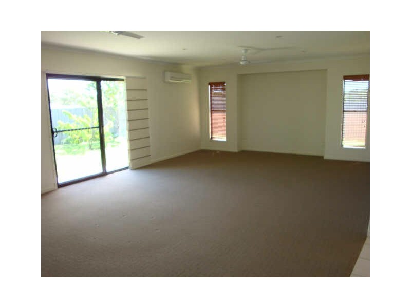 31 Dianella Circuit, Cooloola Cove QLD 4580