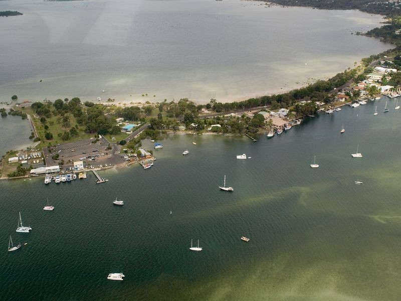 21 Gympie Rd, Tin Can Bay QLD 4580