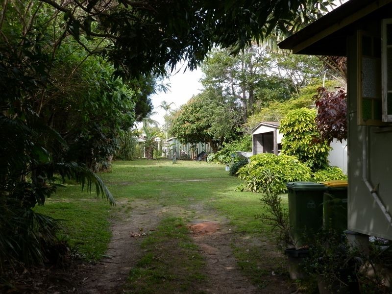15 Oyster Parade, Tin Can Bay QLD 4580