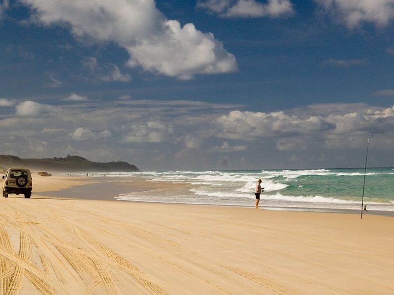 18 Queen Elizabeth Dv, Cooloola Cove QLD 4580