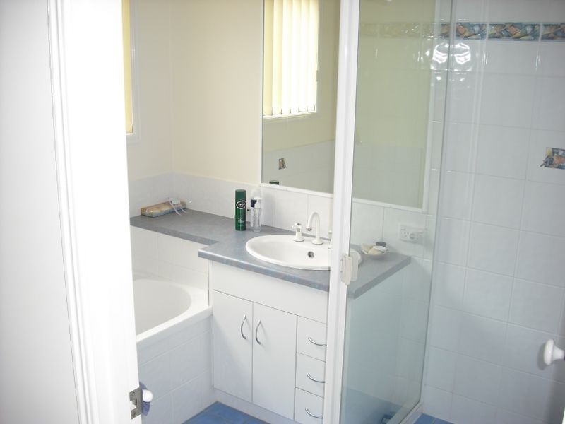15 Tarwhine Ave, Tin Can Bay QLD 4580