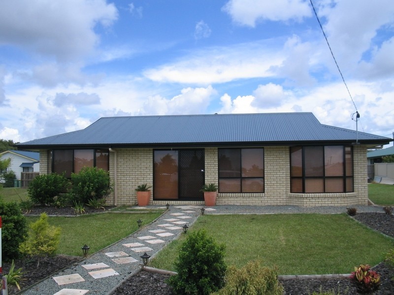 4 Isis Court, Cooloola Cove QLD 4580