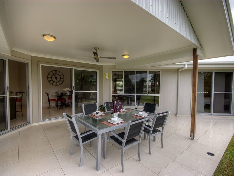 50 GoldenHind Ave, Cooloola Cove QLD 4580