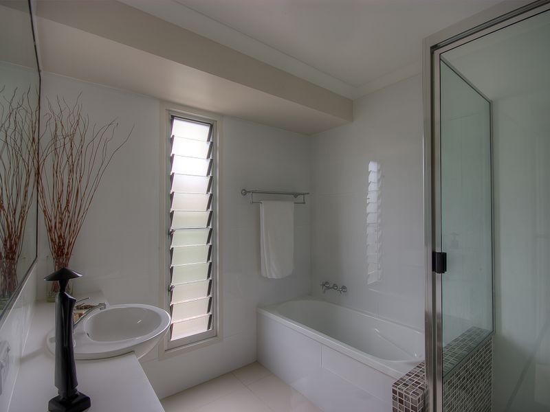 50 GoldenHind Ave, Cooloola Cove QLD 4580