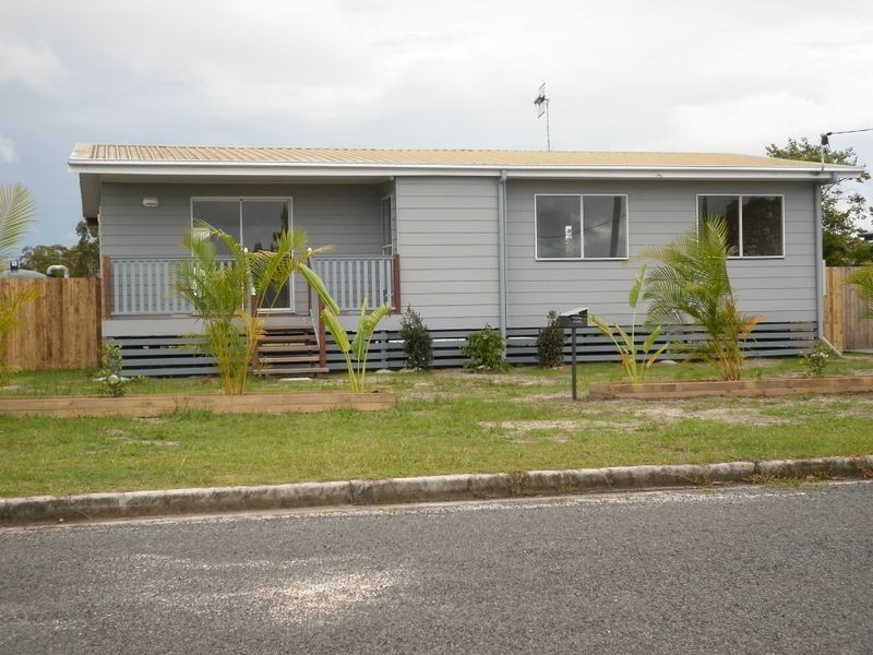 7 Aquitania Crt, Cooloola Cove QLD 4580