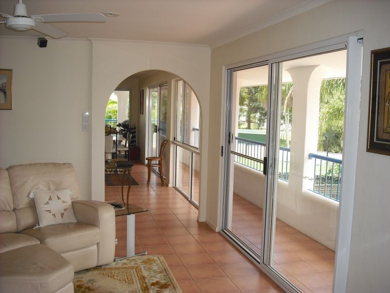 23 Bream st, Tin Can Bay QLD 4580