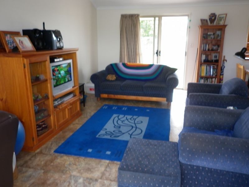 40 Canberra Ave, Cooloola Cove QLD 4580