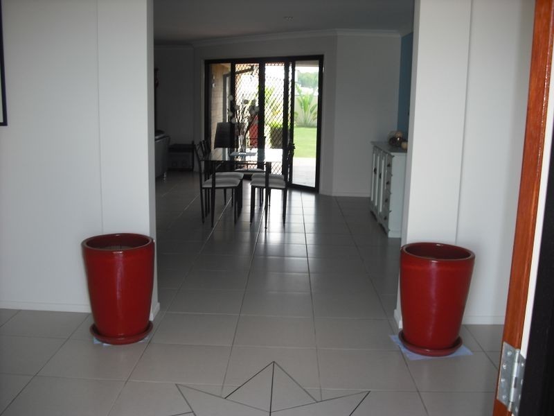 11 Kanimbla Ave, Cooloola Cove QLD 4580