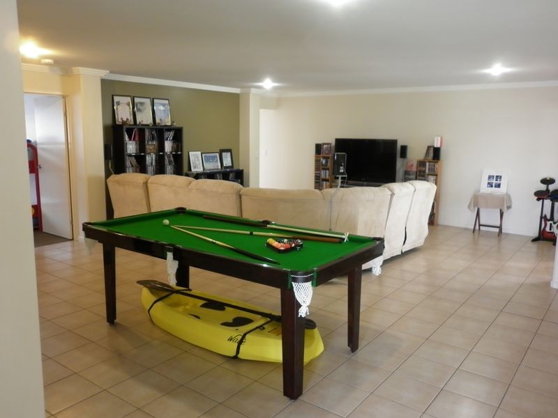 11 Dreadnought Ave, Cooloola Cove QLD 4580
