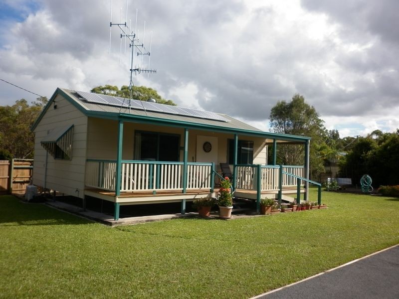 6 Victory Court, Cooloola Cove QLD 4580