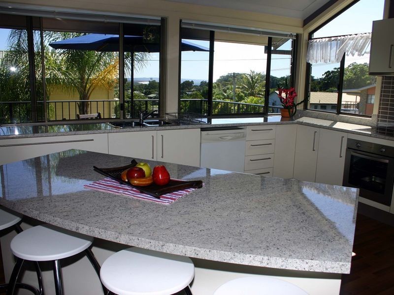 40 Rimbalara Ave, Rainbow Beach QLD 4581