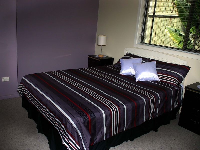40 Rimbalara Ave, Rainbow Beach QLD 4581