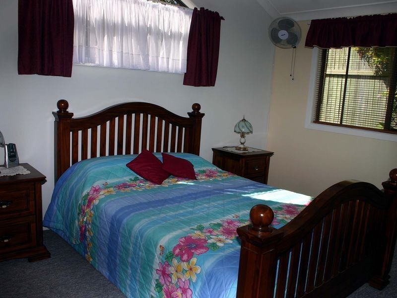 40 Rimbalara Ave, Rainbow Beach QLD 4581