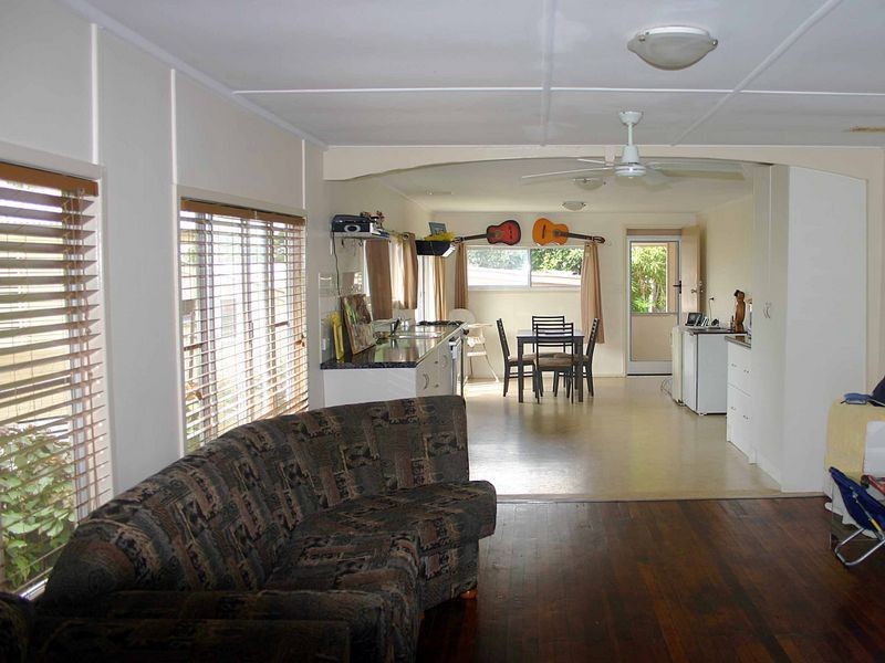 32 Tailor St, Tin Can Bay QLD 4580
