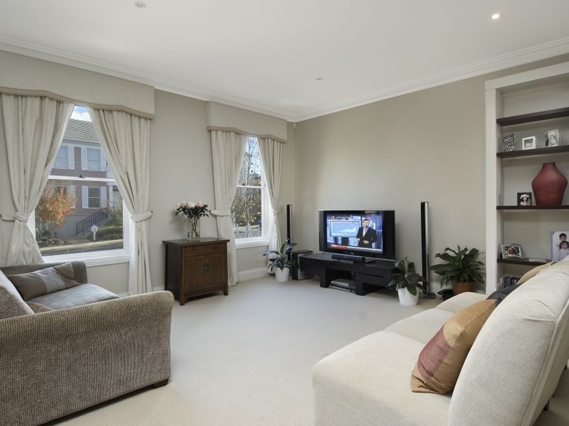 11 Breakfast Point Boulevard, Breakfast Point NSW 2137