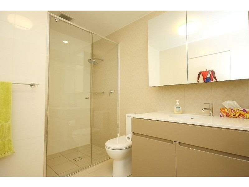 401/4 Rosewater Circuit, Breakfast Point NSW 2137