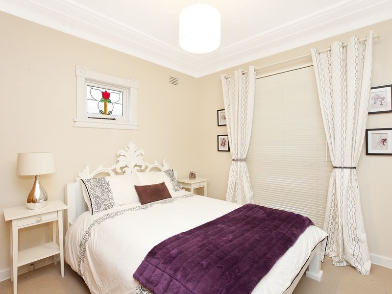 9 Bayview Street, Concord NSW 2137