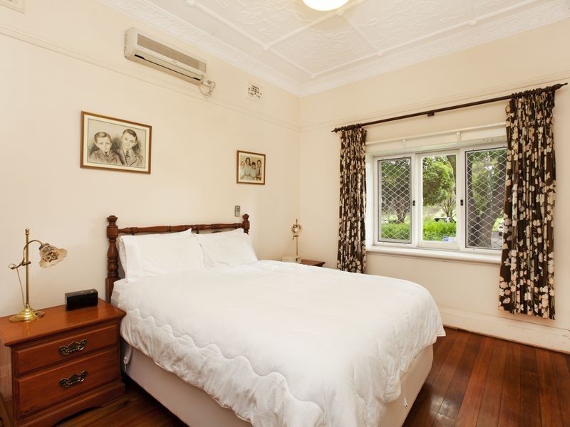26 Addison Avenue, Concord NSW 2137