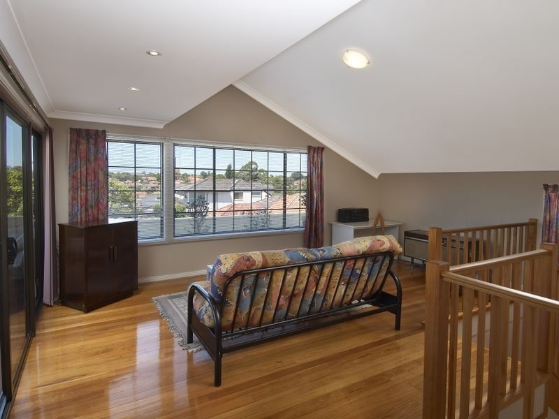 11 Majors Bay Road, Concord NSW 2137