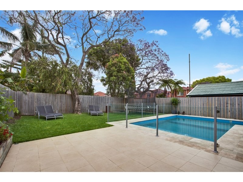 4 John Street, Concord NSW 2137