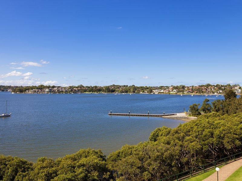 16F/164 Burwood Road, Concord NSW 2137